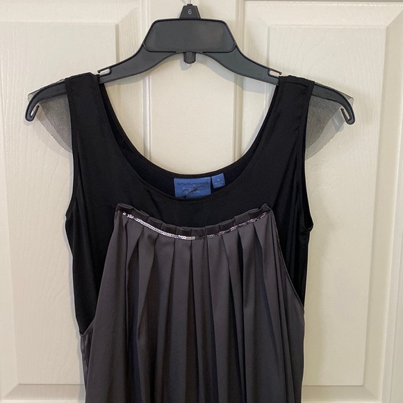 NWT Simply Vera by Vera Wang. Black & gray dress w/ sequin & mesh accents. Sz 4 - Picture 1 of 10